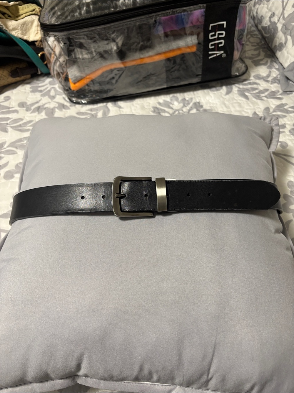 Classic Black Leather Men's Belt - Dickies Reversible Black and Brown Size 38
